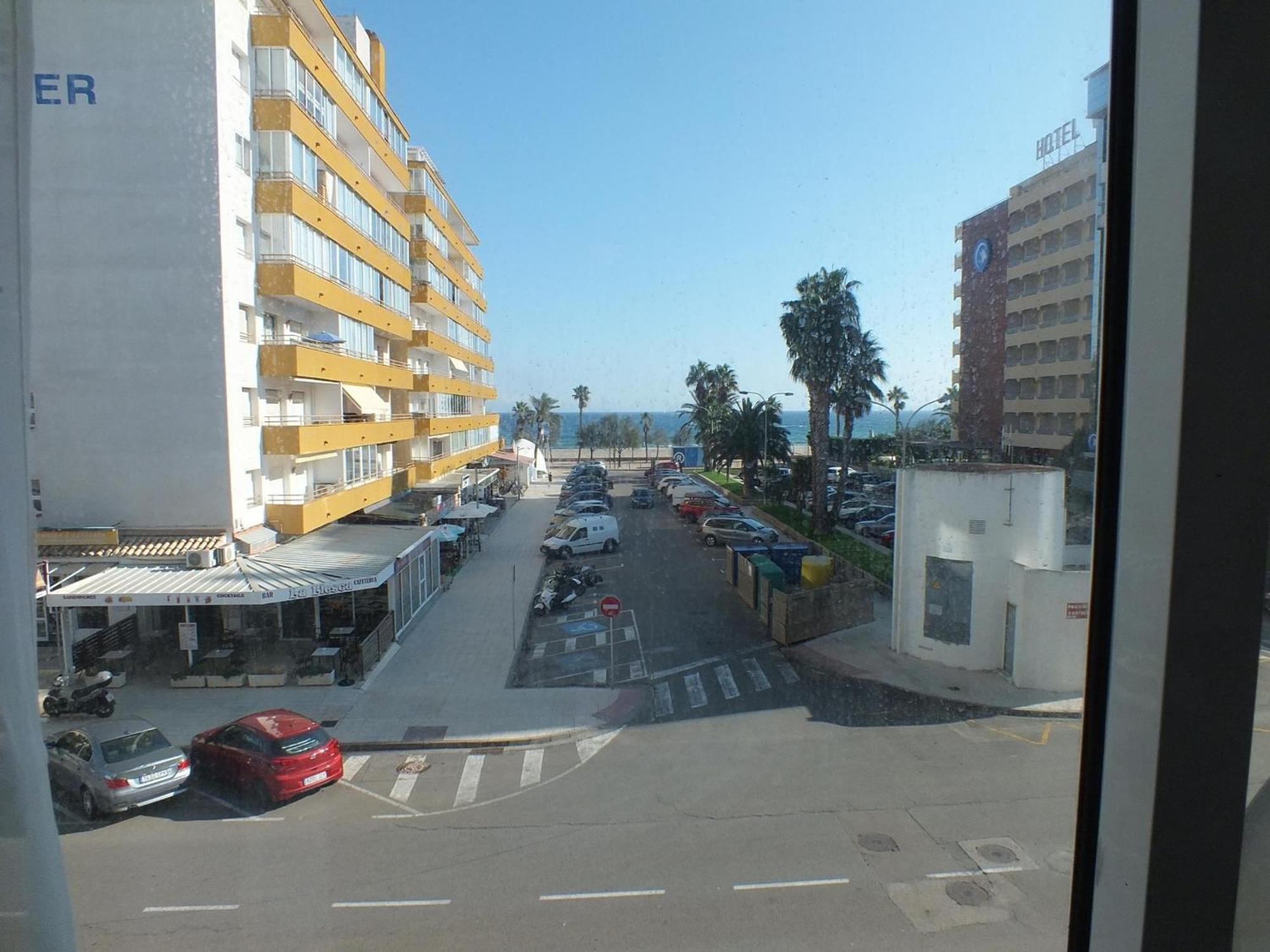 Acogedor A 50m De La Playa Con Aire Acondicionado Y Tv, 2/4 Personas - Es-204-31 * Roses